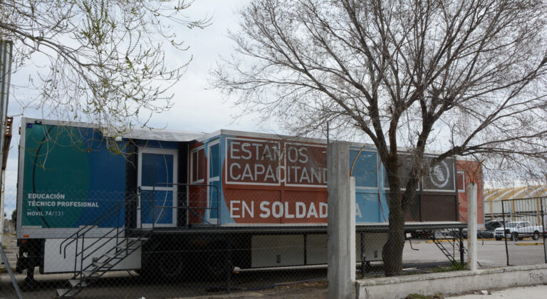 Chubut: instalan Aulas Talleres Móviles para la formación en oficios