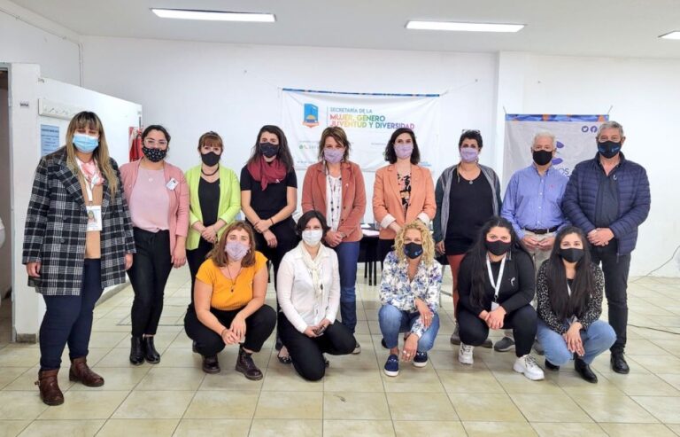 Comodoro: entregaron productos de gestión menstrual 