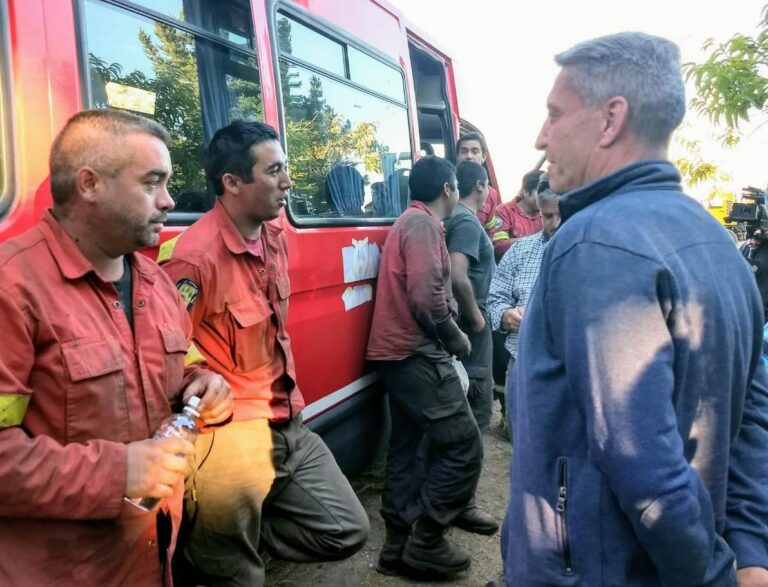 Chubut invertirá más de 12 millones de pesos en la compra de vestimenta para brigadistas