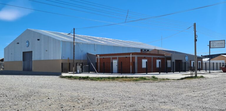 Petroleros Jerárquicos inauguran la sede deportiva en Las Heras