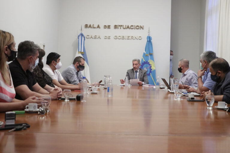 El Gobierno de Chubut cancelará la deuda salarial con todos los trabajadores de Salud