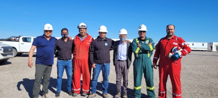 Llugdar y Villegas visitaron novedoso Equipo de Fractura en Cañadón León