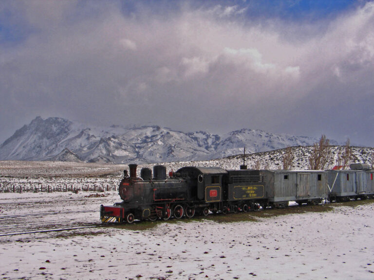 Destacan el movimiento turístico y económico que genera el Viejo Expreso Patagónico “La Trochita”