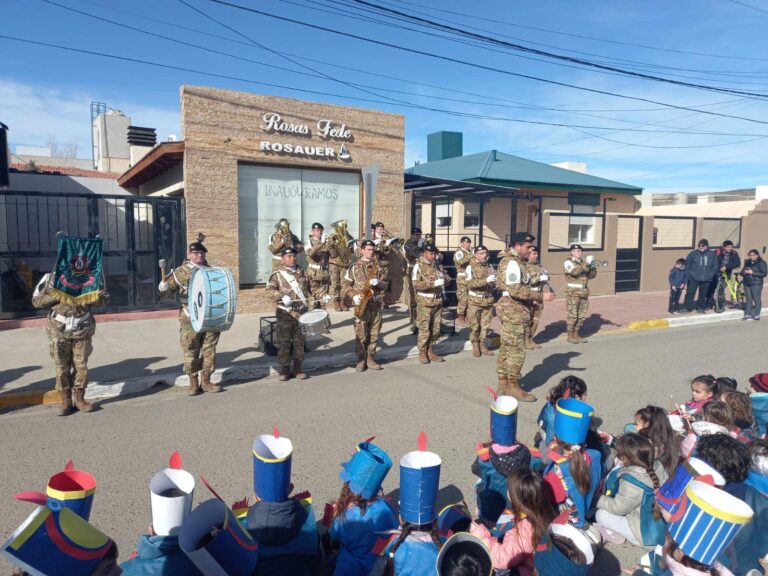 Alumnos de la Escuela de Nivel Inicial N° 4402 protagonizaron un desfile