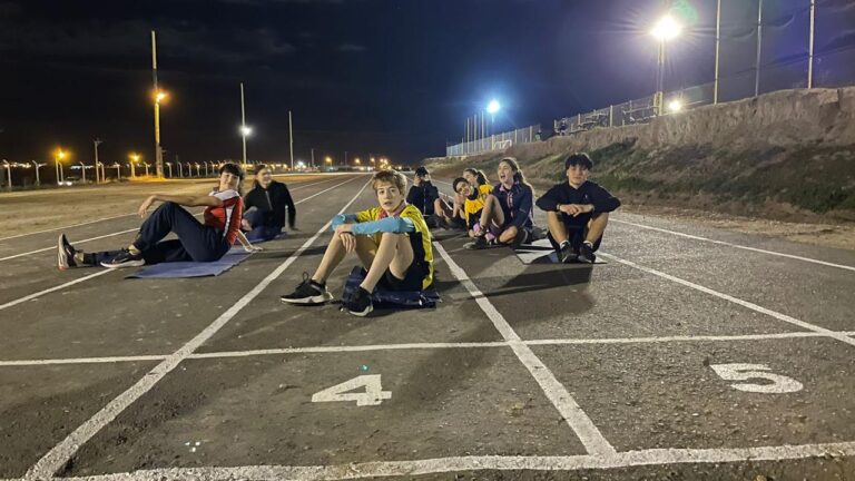 Atletismo Rada Tilly avanza en los Juegos Evita 2022