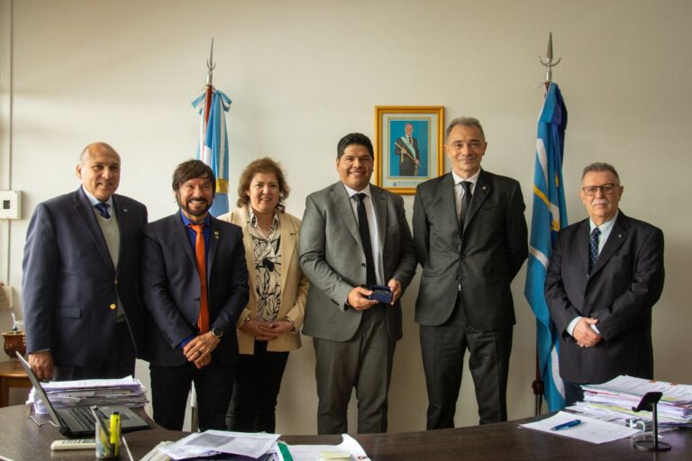 El Gobierno provincial y la Federación Argentina de Consejos Profesionales de Ciencias Económicas articulan trabajo en conjunto