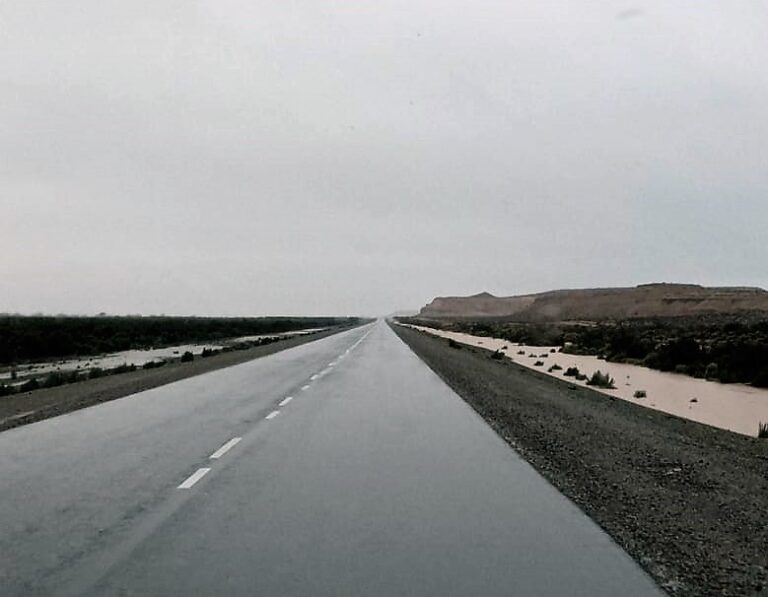 «La RN3 se volvió a habilitar pero se solicita circular con extrema precaución entre Garayalde-Salamanca»