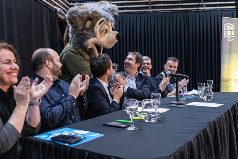 Luque e Issa presentaron una nueva edición de la Expo Turismo