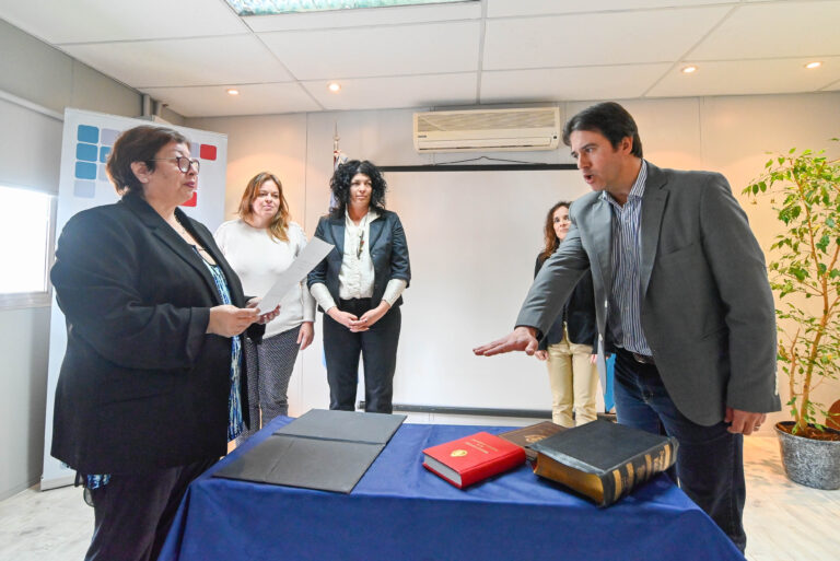 Monasterolo puso en funciones al nuevo subsecretario de Gestión Institucional del Ministerio de Salud