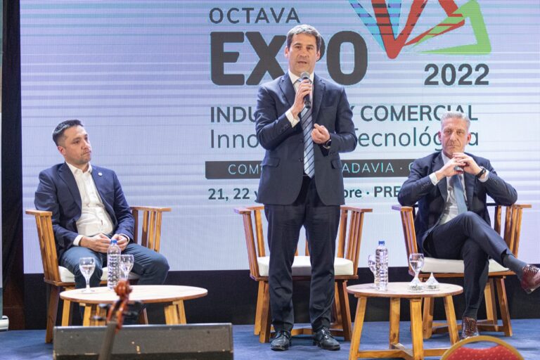 Luque dejó inaugurada la 8° Expo Industrial, Comercial y de Innovación Tecnológica