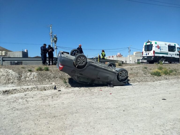 Se quedó dormido y volcó