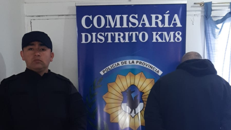 Fue detenido por intentar robar 2 botellas de vino