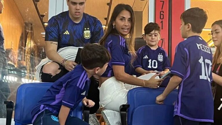 Llegó Antonela Roccuzzo a Rosario tras tras el triunfo de la Selección Argentina el Mundial Qatar 2022