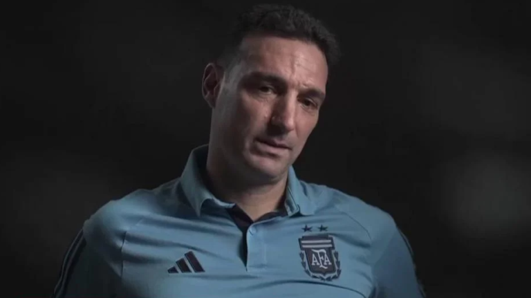 Lionel Scaloni se conmovió hasta las lágrimas antes de la semifinal: “Esta Selección juega para la gente”