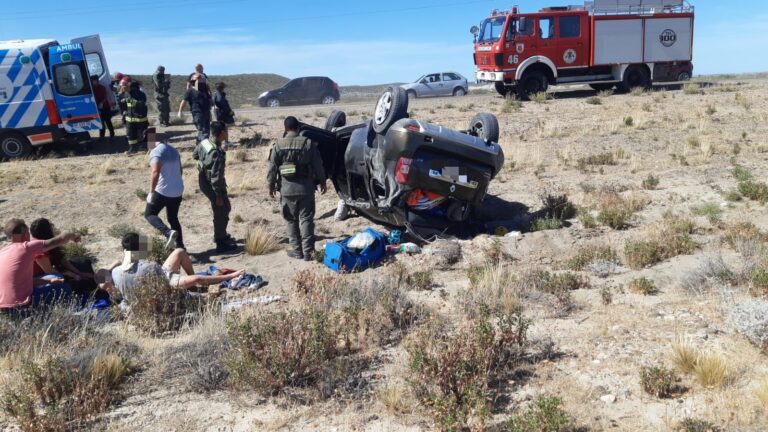 Una familia cordobesa volcó y un menor debió ser trasladado al hospital