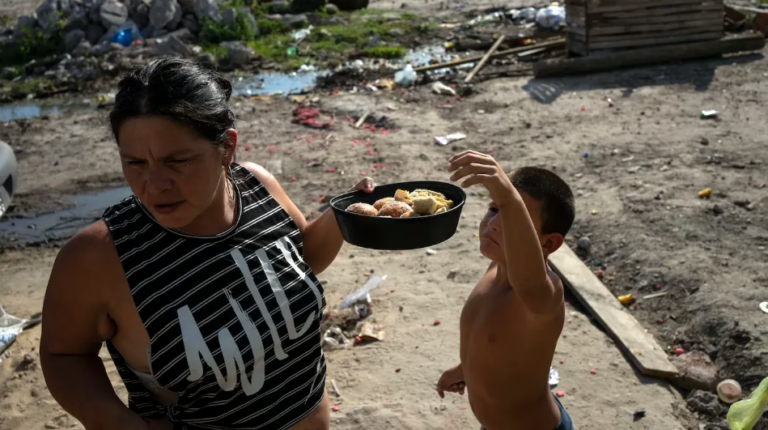 Dos de cada tres chicos viven en la pobreza y el trabajo de sus padres no alcanza para cubrir sus necesidades