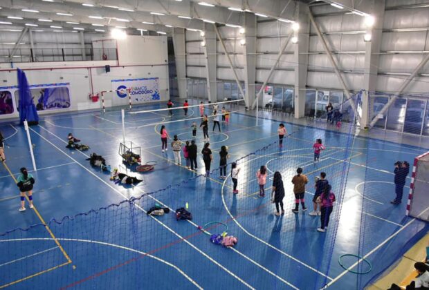 Amplia oferta de actividades sistemáticas deportivas en el Gimnasio Municipal Nº4