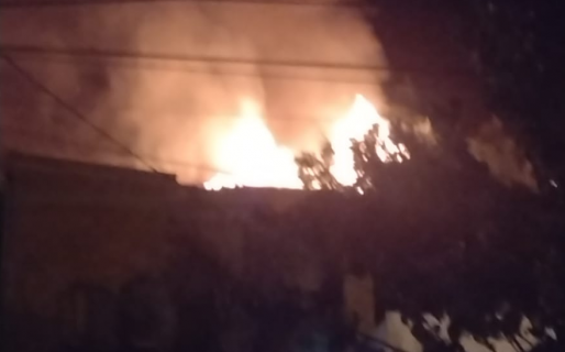 Incendio en una casa del barrio Laprida: una persona resultó herida y derivada al Hospital Alvear