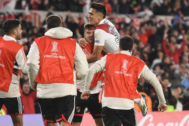 Copa Libertadores: en un partidazo y con uno menos, River le ganó a Sporting Cristal
