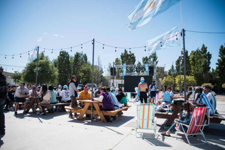 Rada Tilly invita a visitar el patio gastronómico
