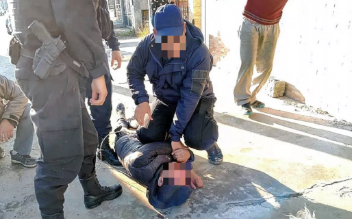 Vecinos detuvieron a un sujeto por meterse en la casa de mujer de 78 años