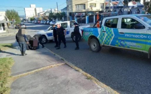Robó dos perfumes de una farmacia, escapó pero finalmente lo atraparon