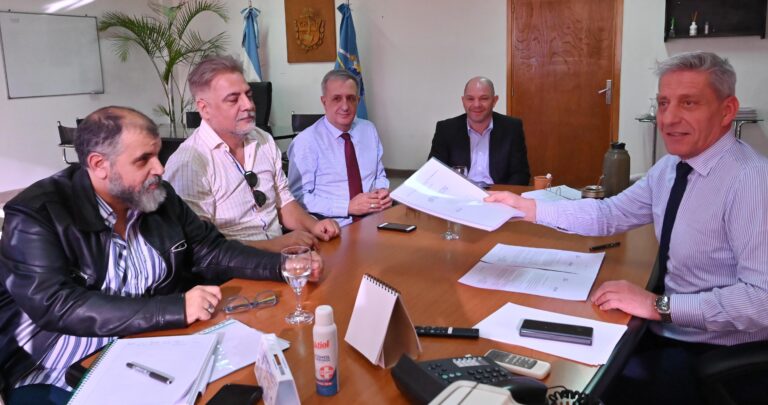 Arcioni recibió a dirigentes de ATE y UPCN para avanzar en el Convenio Colectivo de Trabajo de la Administración Central 