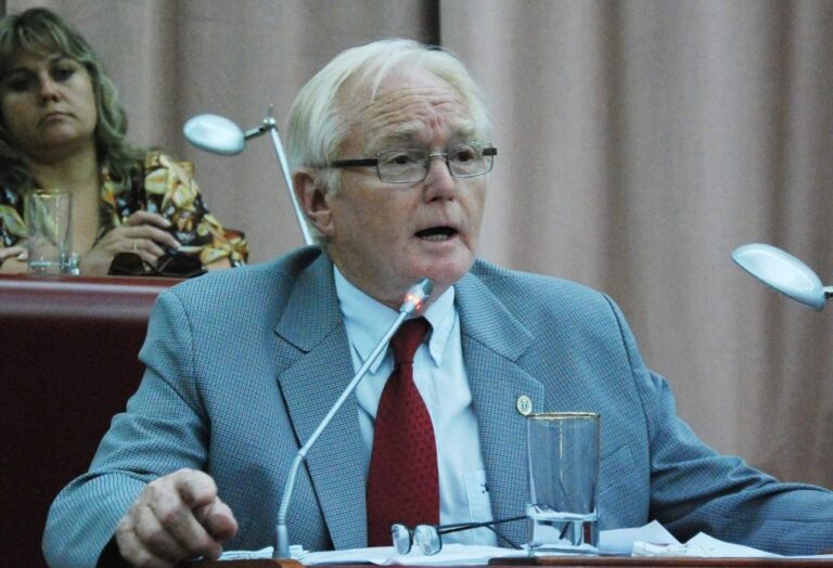 Petersen: «Nosotros proponemos integrar la provincia»