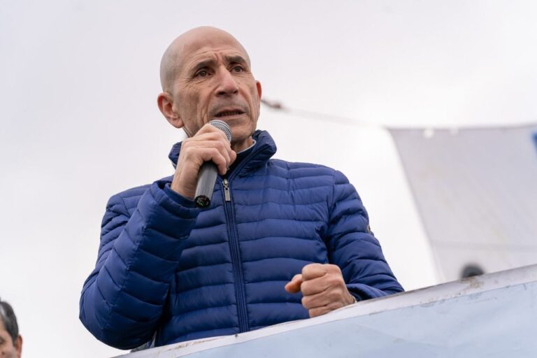 Llugdar: «Este acuerdo representa un incremento total del 35% de la exención sobre Ganancias»