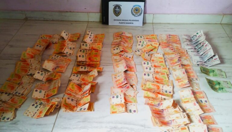 Megaoperativo: La Policía del Chubut detuvo a 12 personas y secuestró una importante cantidad de drogas y armas
