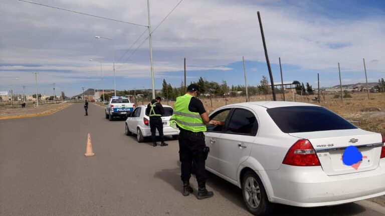 Circulaba en un auto con pedido de secuestro vigente