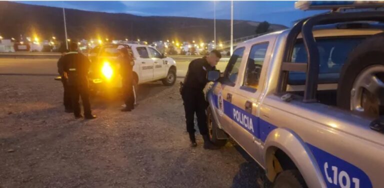 Quiso eludir a la policía porque llevaba un envoltorio con cannabis
