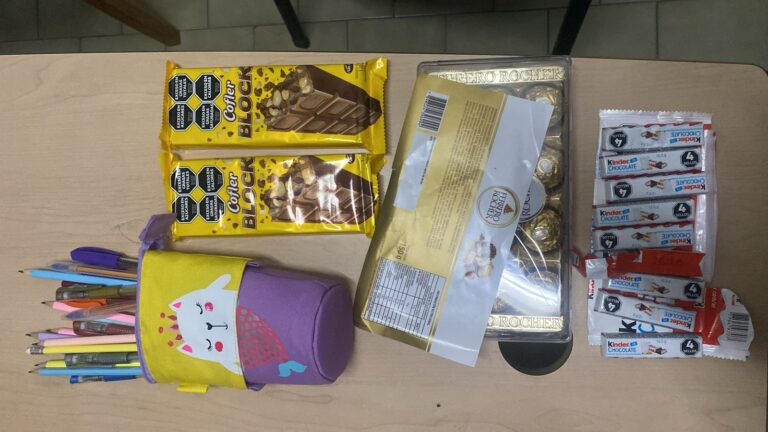 Dos adolescentes intentaron robar mercadería de un supermercado