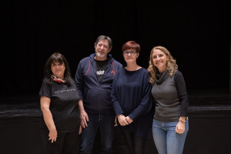 El teatro Cervantes comenzó las audiciones para la obra «El salto de Darwin»