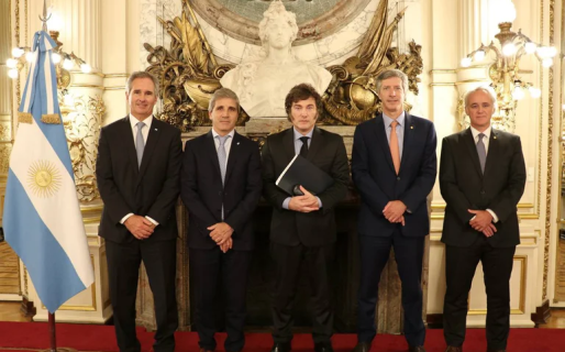 Milei anunció un superávit fiscal del 0,2% en el primer trimestre del año: “Este milagro económico responde a la motosierra”