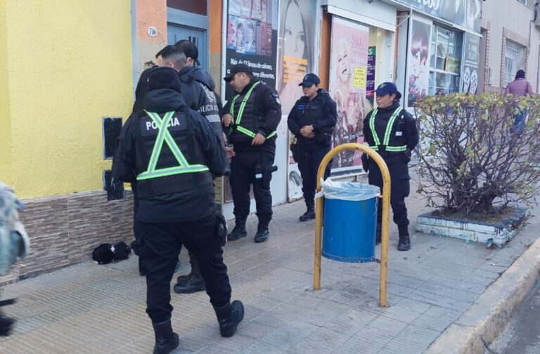 Lo agredieron y le robaron sus pertenencias