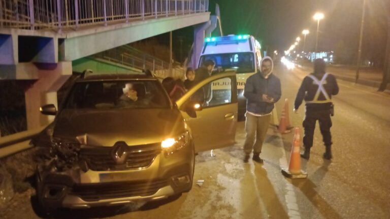 Chocaron frente al Autódromo y uno de los conductores se dio a la fuga