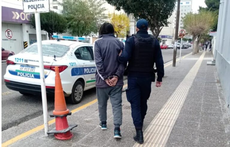 Detuvieron en la Terminal a un prófugo de Río Negro