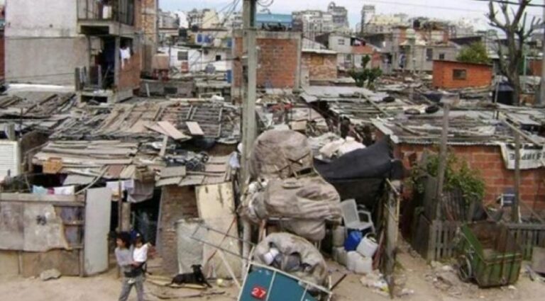 La UCA advirtió que crece la preocupación de los argentinos por la pobreza y el desempleo