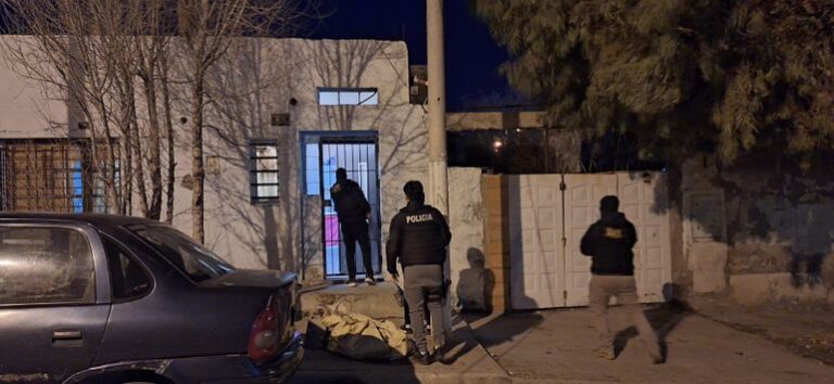 Tras un robo en Km 3, allanan vivienda y secuestran arma