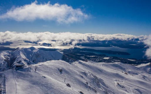 Vacaciones de invierno: Por la recesión, hubo menos movimiento y fuerte caída del gasto turístico