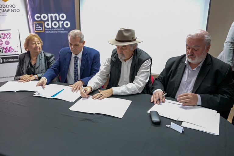 El Municipio y Provincia firmaron acuerdo para la promoción de la Muestra EduCo