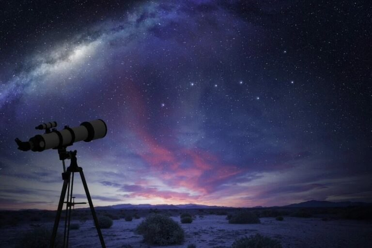 Comodoro Conocimiento lanza talleres de astronomía para docentes