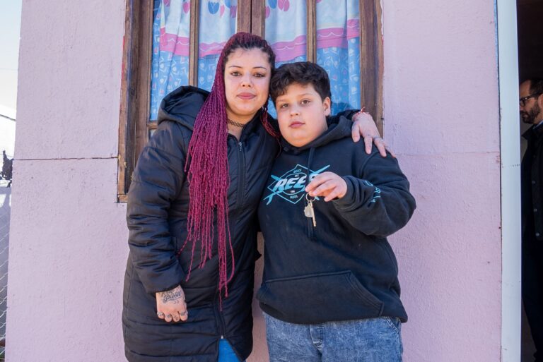 Entregaron una ampliación de vivienda a una familia del Máximo Abásolo
