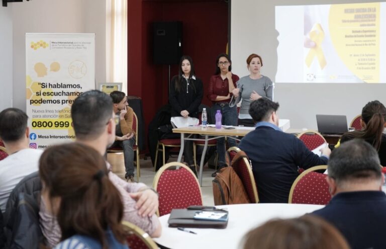 Con un taller sobre promoción y prevención, PAE acompaña el trabajo de la Mesa Intersectorial de Comodoro Rivadavia