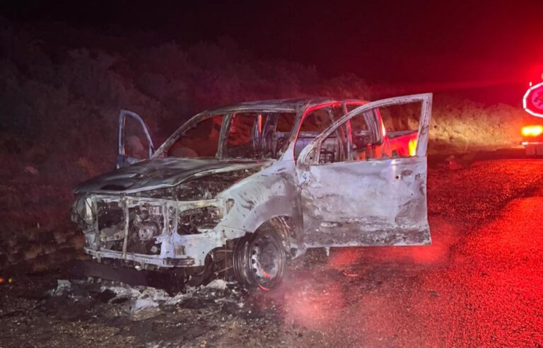 Se le incendió la camioneta cuando viajaba junto a su bebé