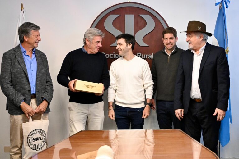 Torres se reunió en Comodoro Rivadavia con las máximas autoridades de la Sociedad Rural Argentina