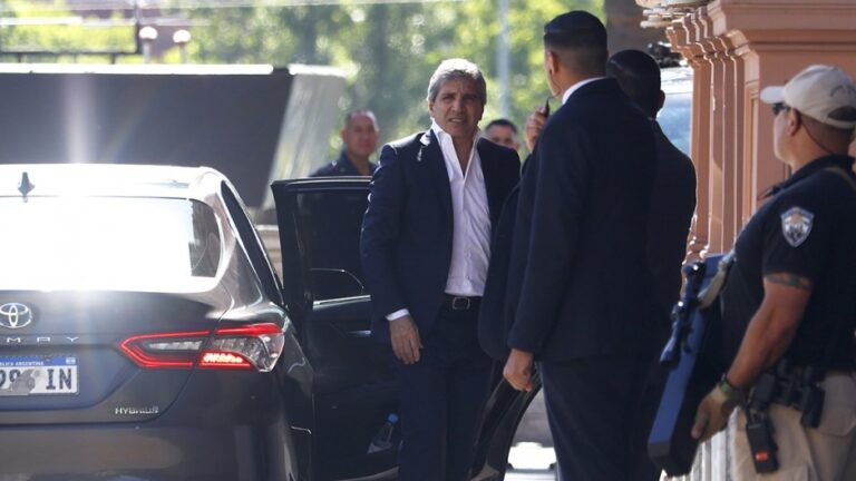 Los bancos globales hablan de «recesión» y le cortan el crédito a los argentinos