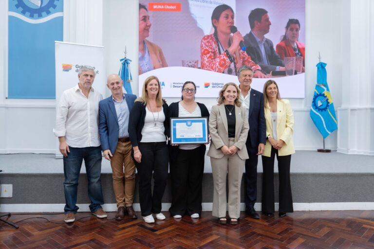 Rada Tilly recibió la distinción de UNICEF como municipio comprometido con la niñez y la adolescencia