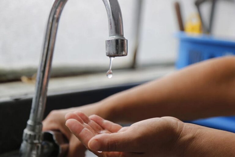 Corte programado de agua en Comodoro para recuperar reservas